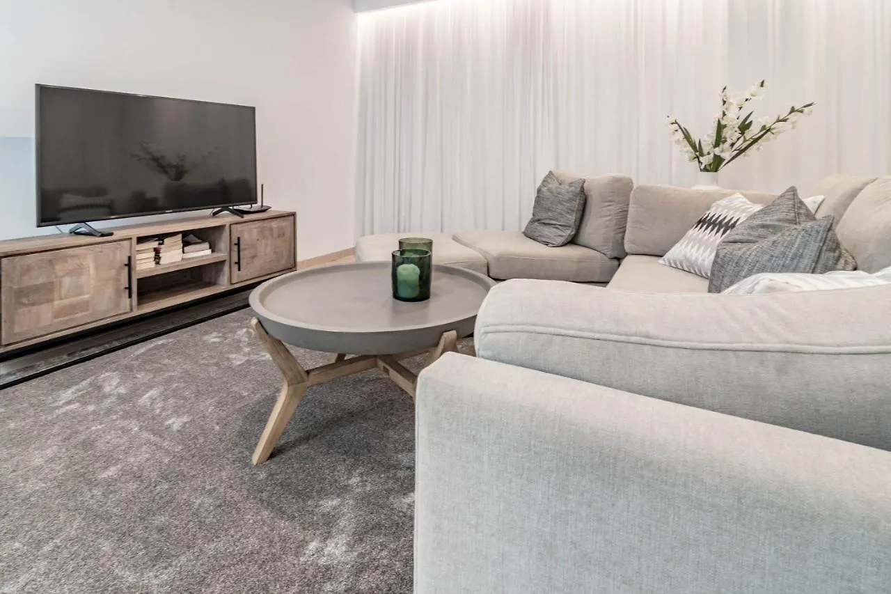 Holiday home Luxury 3 Bedroom Townhouse On Marbellas Golden Mile With Walking Distance Puerto Banus