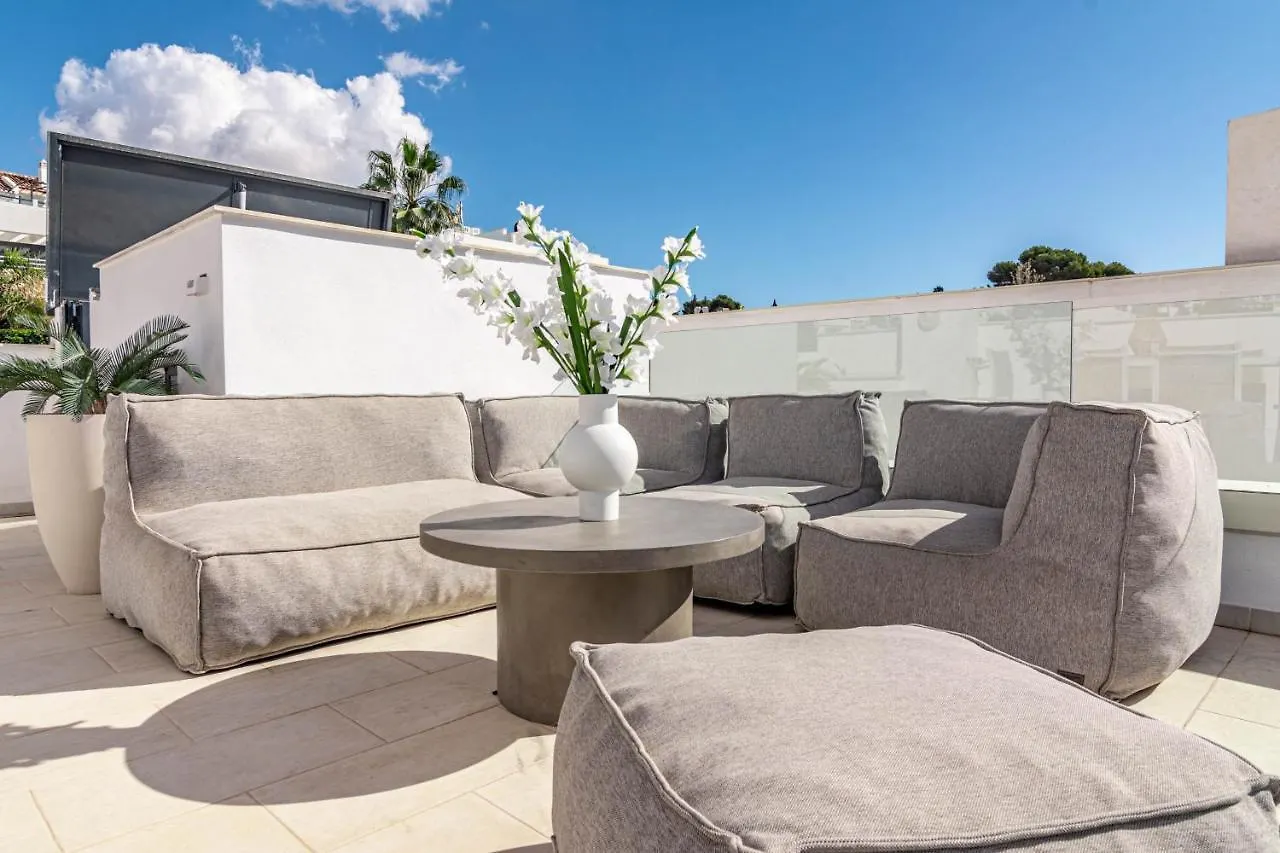 Holiday home Luxury 3 Bedroom Townhouse On Marbellas Golden Mile With Walking Distance Puerto Banus