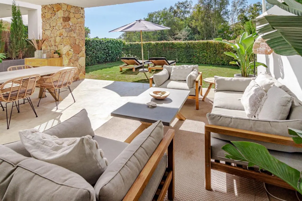 Luxury 3 Bedroom Townhouse On Marbellas Golden Mile With Walking Distance Puerto Banus 0*, Marbella