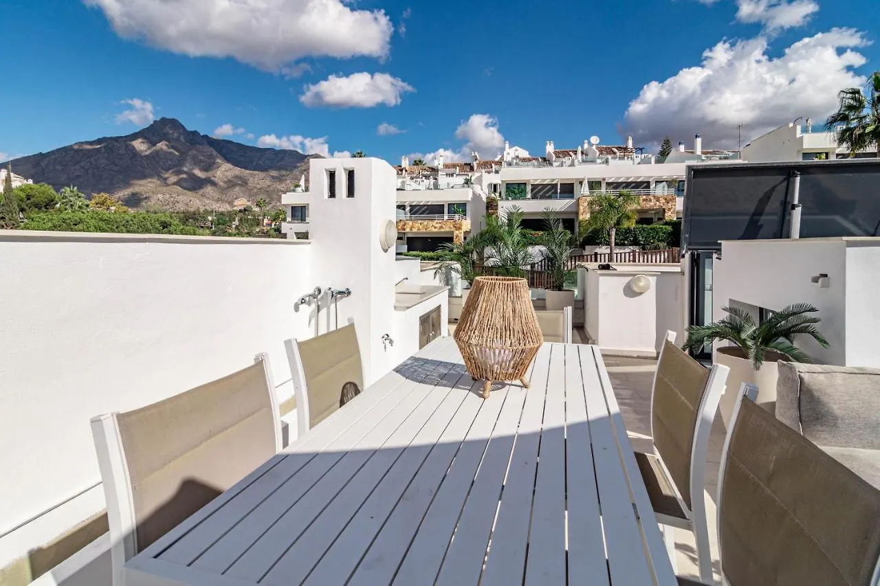 Luxury 3 Bedroom Townhouse On Marbellas Golden Mile With Walking Distance Puerto Banus 0*, Marbella Spain